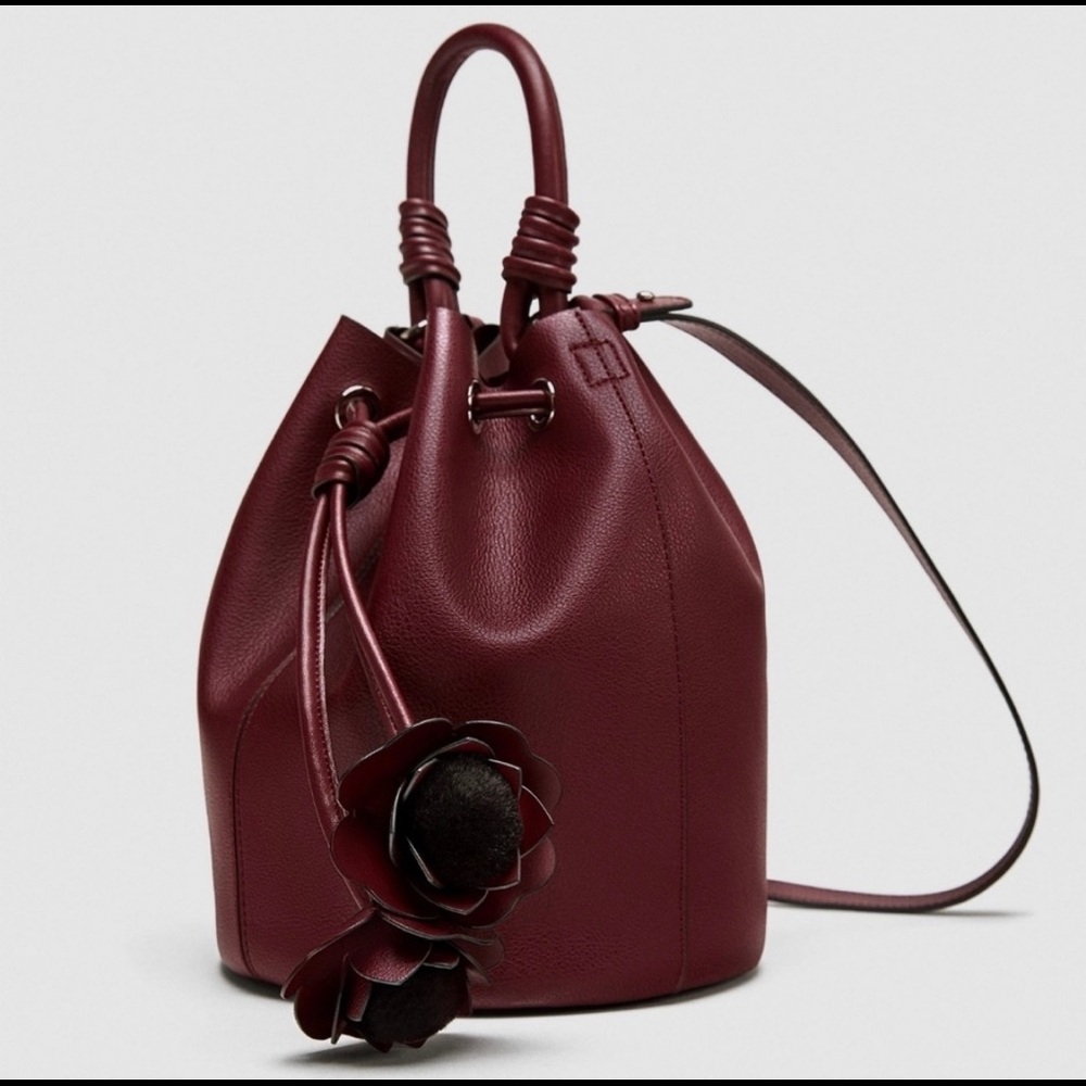 Burgundy bucket bag